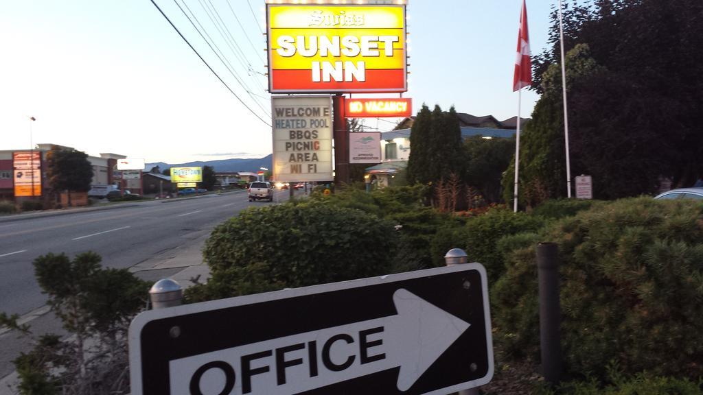 Swiss Sunset Inn Penticton Esterno foto